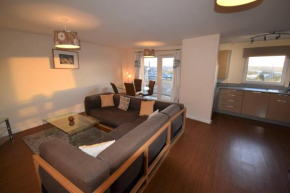 Pinnacle 3 - City Centre 2 Bedroom 2 Bathroom Apartment - with Balcony, Free Parking, Fast Wifi and Smart TV